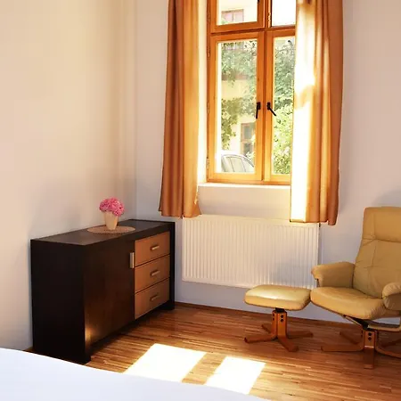 Contessa Lägenhet *
